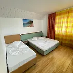 بيت ضيافة Pajura 3*