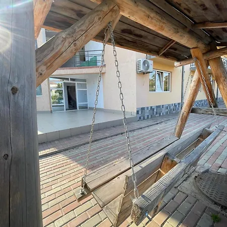 Guest house Pajura 3*